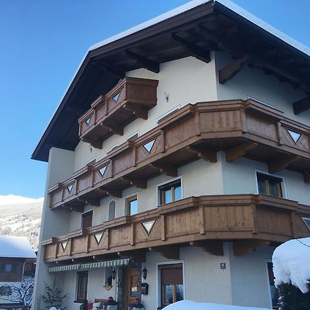 Gaestehaus Neuhauser Zell am Ziller Exterior foto